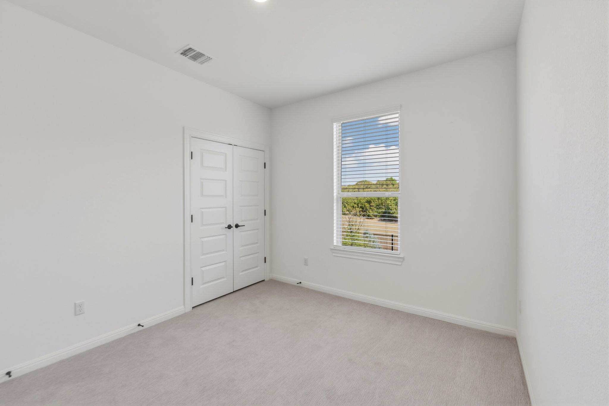 2725 Woodall Dr # 203, Cedar Park, TX 78613