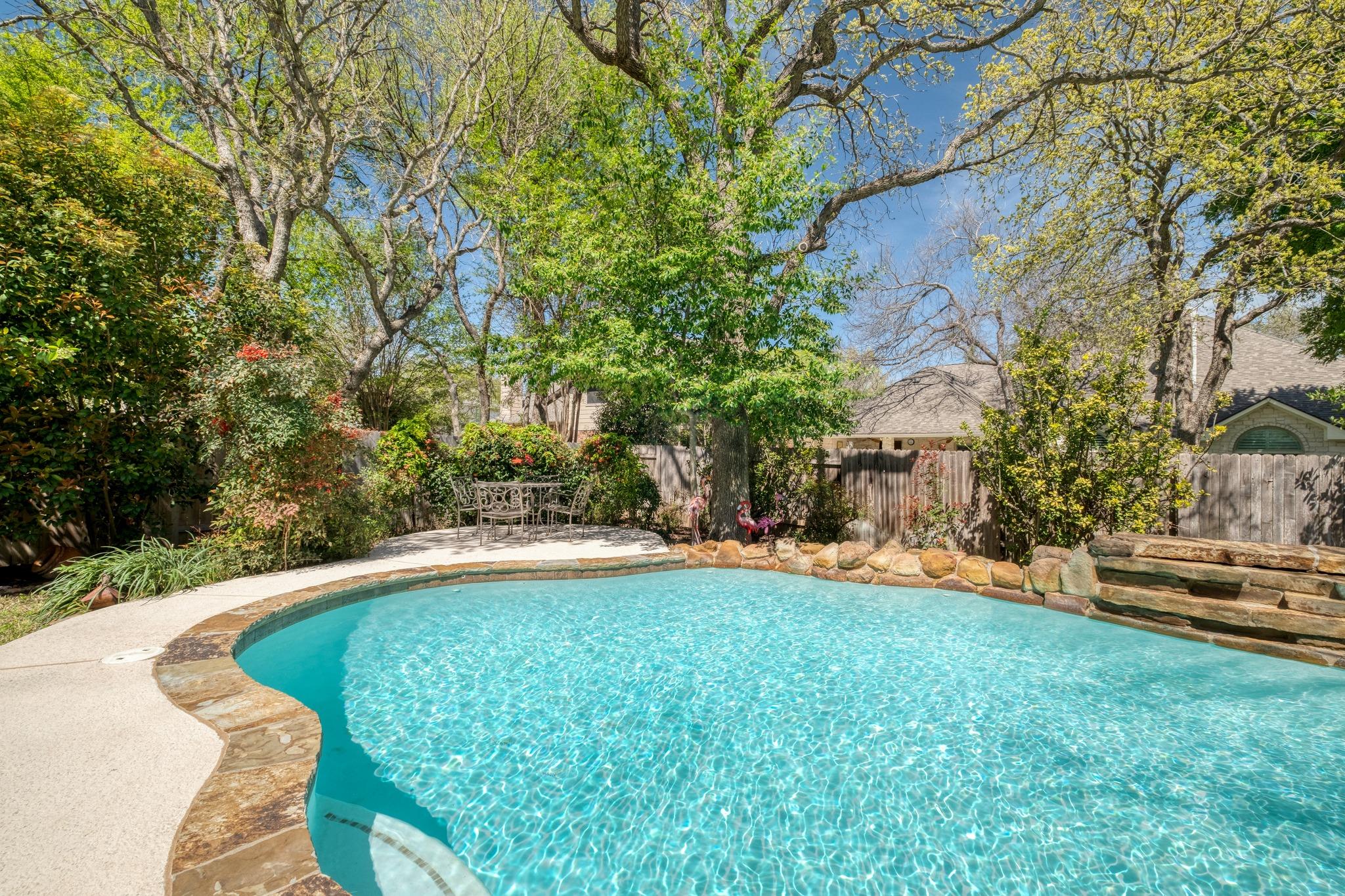 8221 Fern Bluff Ave, Round Rock, TX 78681