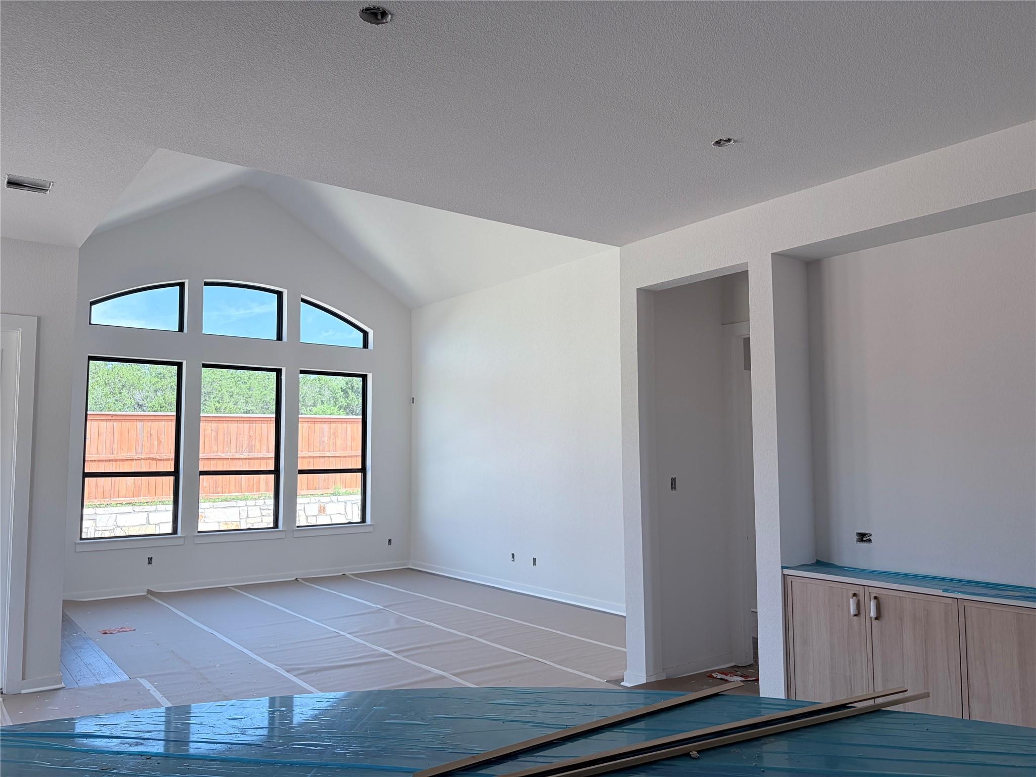 233 West Faulkner St, Liberty Hill, TX 78642