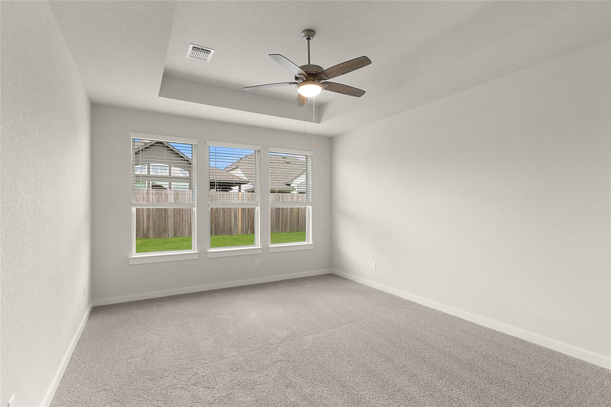 233 West Faulkner St, Liberty Hill, TX 78642