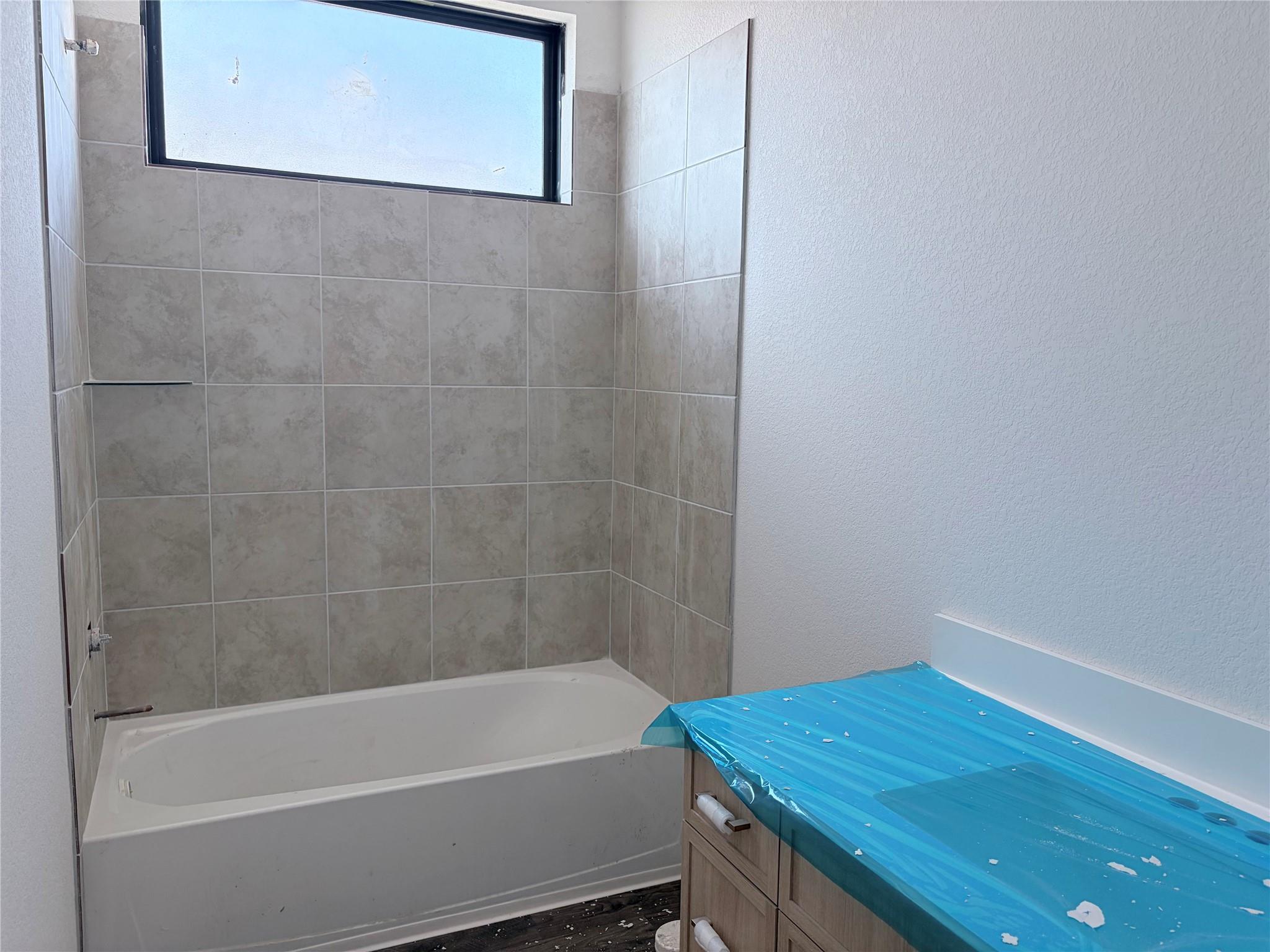 233 West Faulkner St, Liberty Hill, TX 78642