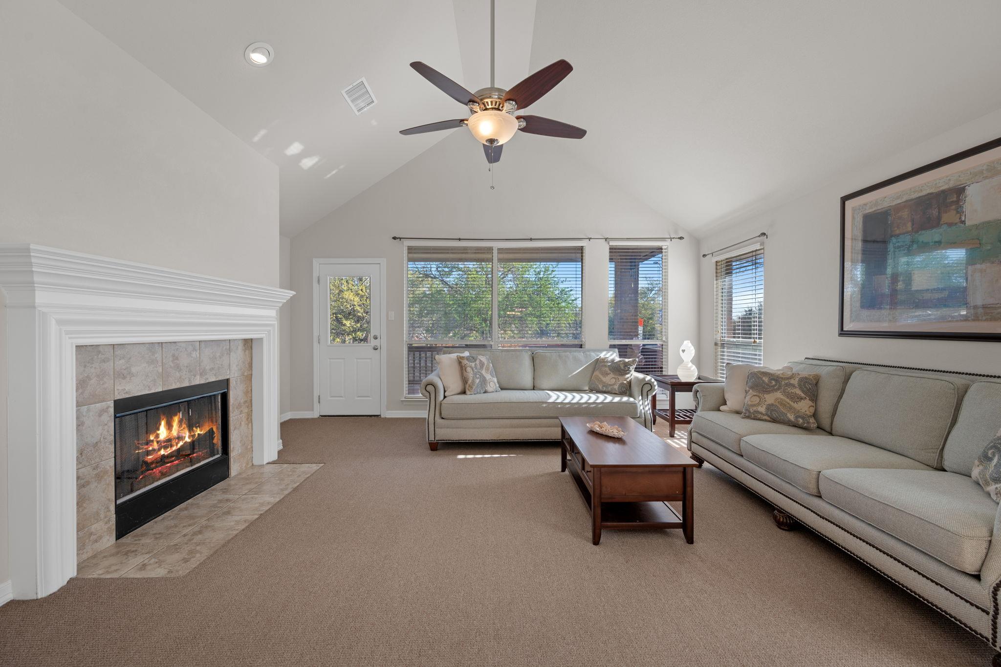 2221 Village View Loop, Pflugerville, TX 78660