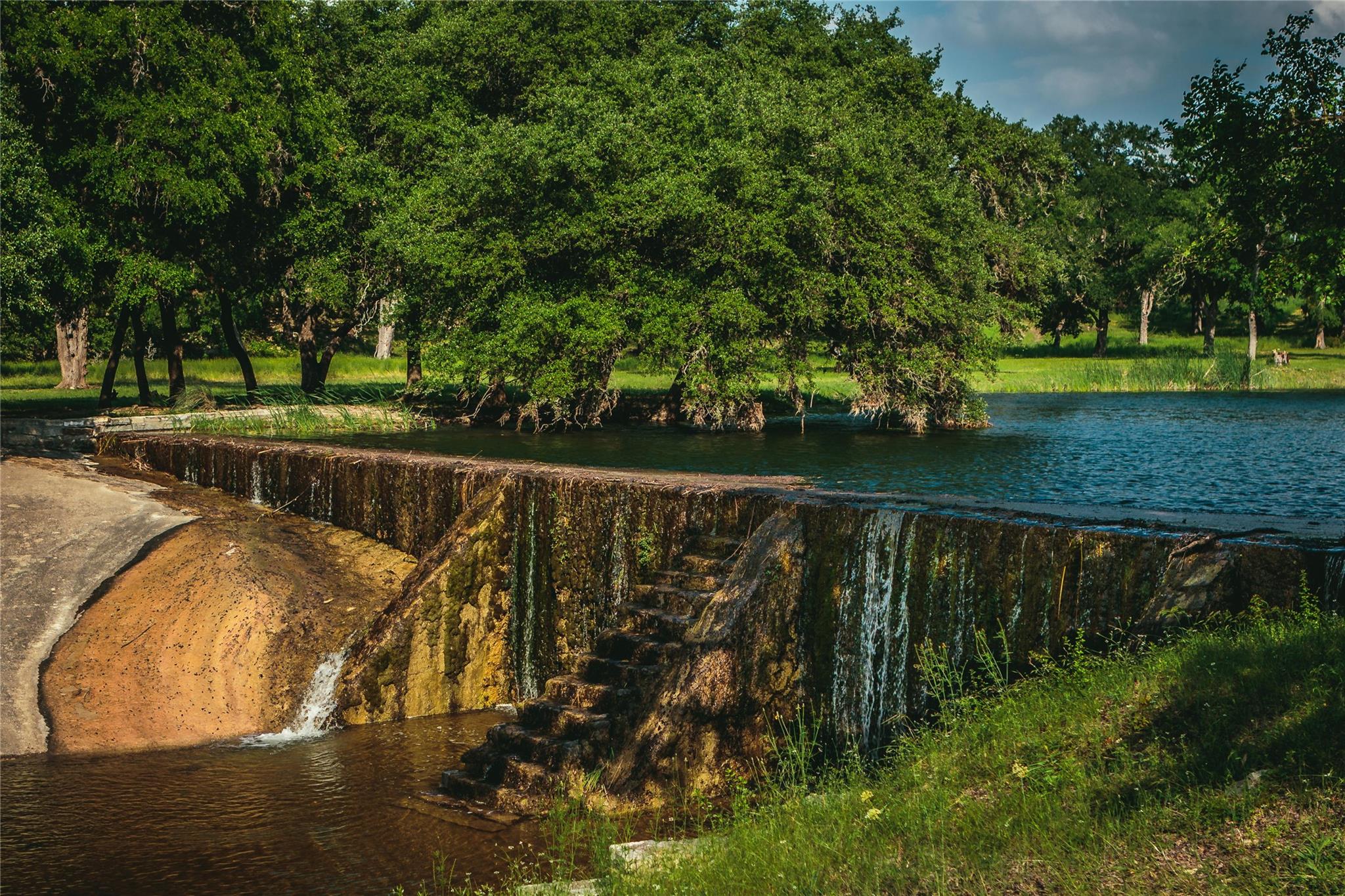 1934 N Walnut Springs Rd, Johnson City, TX 78636