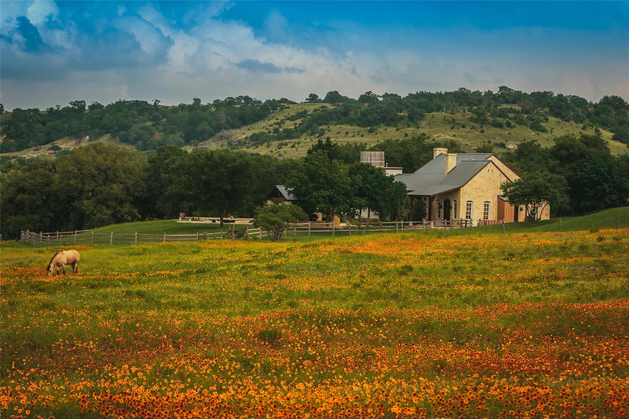 1934 N Walnut Springs Rd, Johnson City, TX 78636