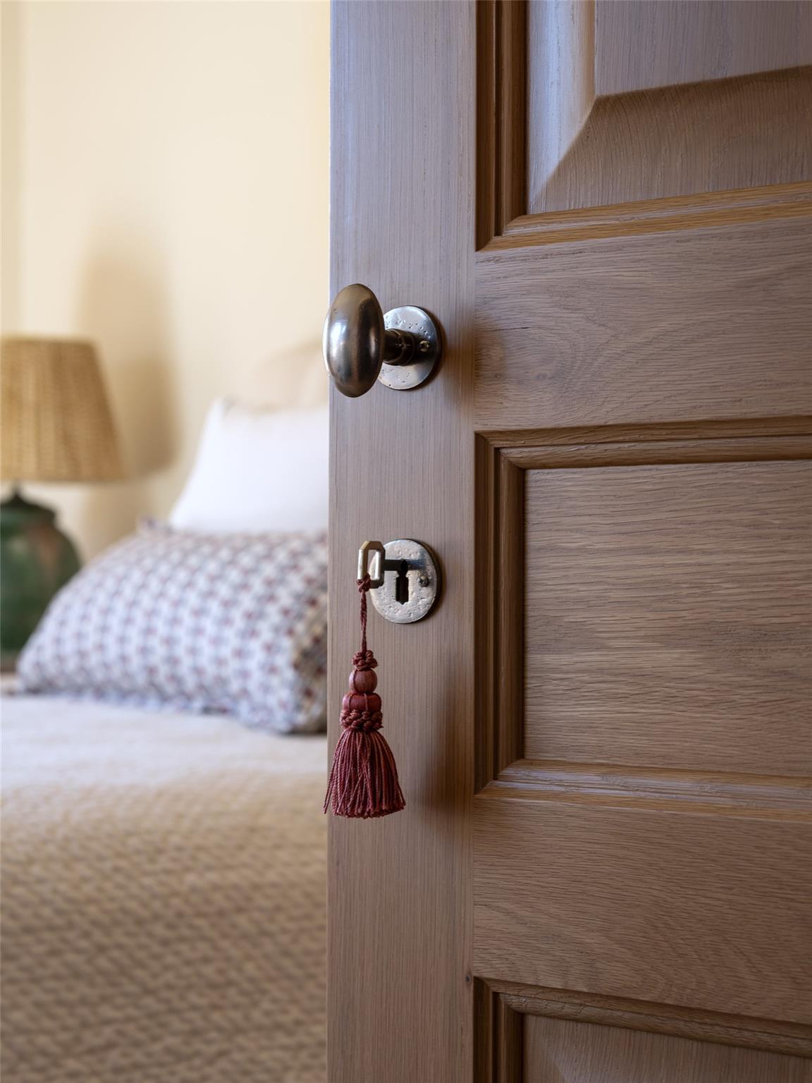 1934 N Walnut Springs Rd, Johnson City, TX 78636