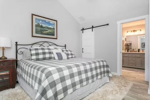 579 Triple S Trl, Johnson City, TX 78636