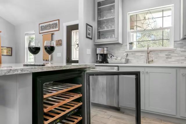 579 Triple S Trl, Johnson City, TX 78636