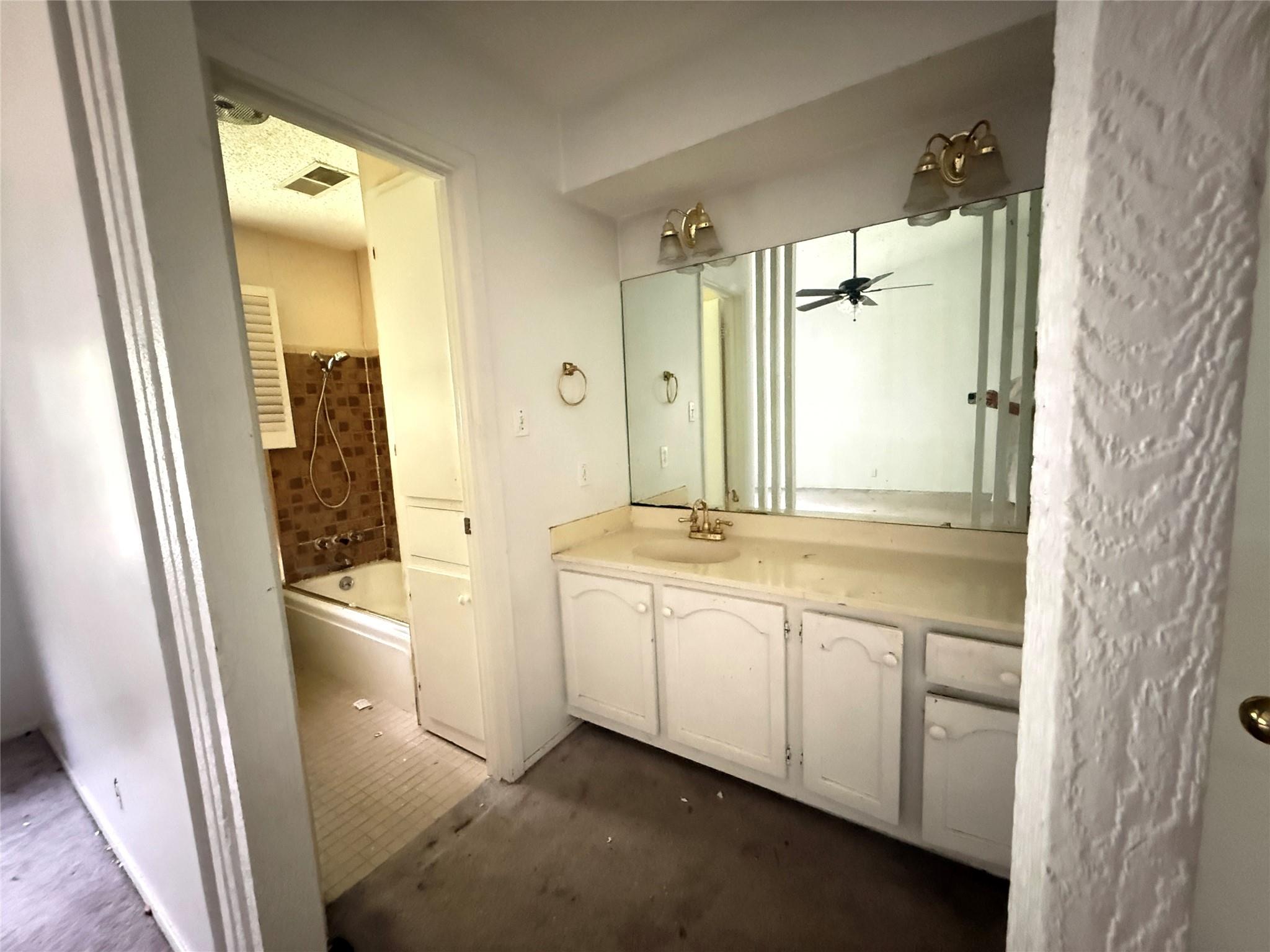 4514 Cliffstone Cv, Austin, TX 78735