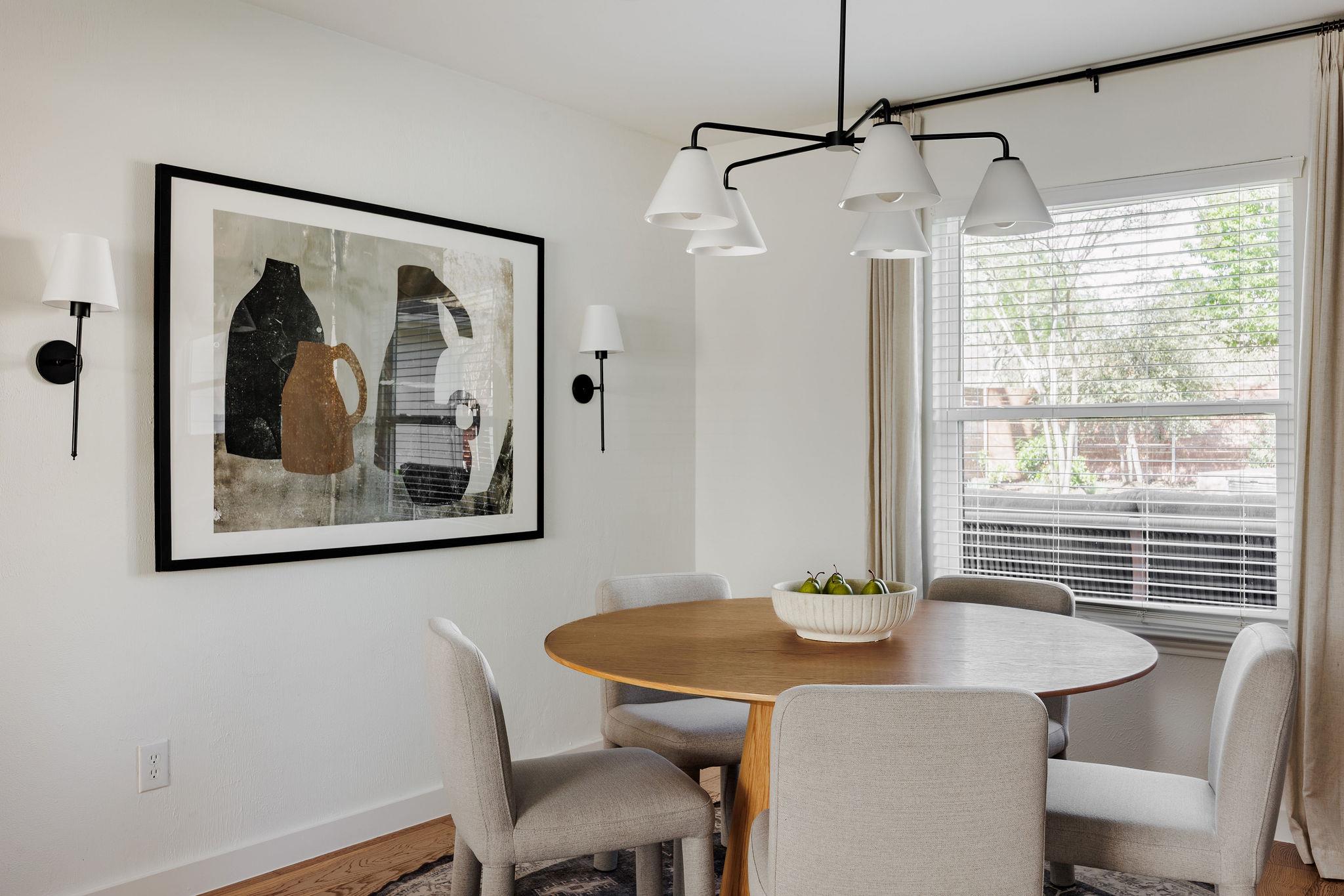 7402 Whistlestop Dr, Austin, TX 78749