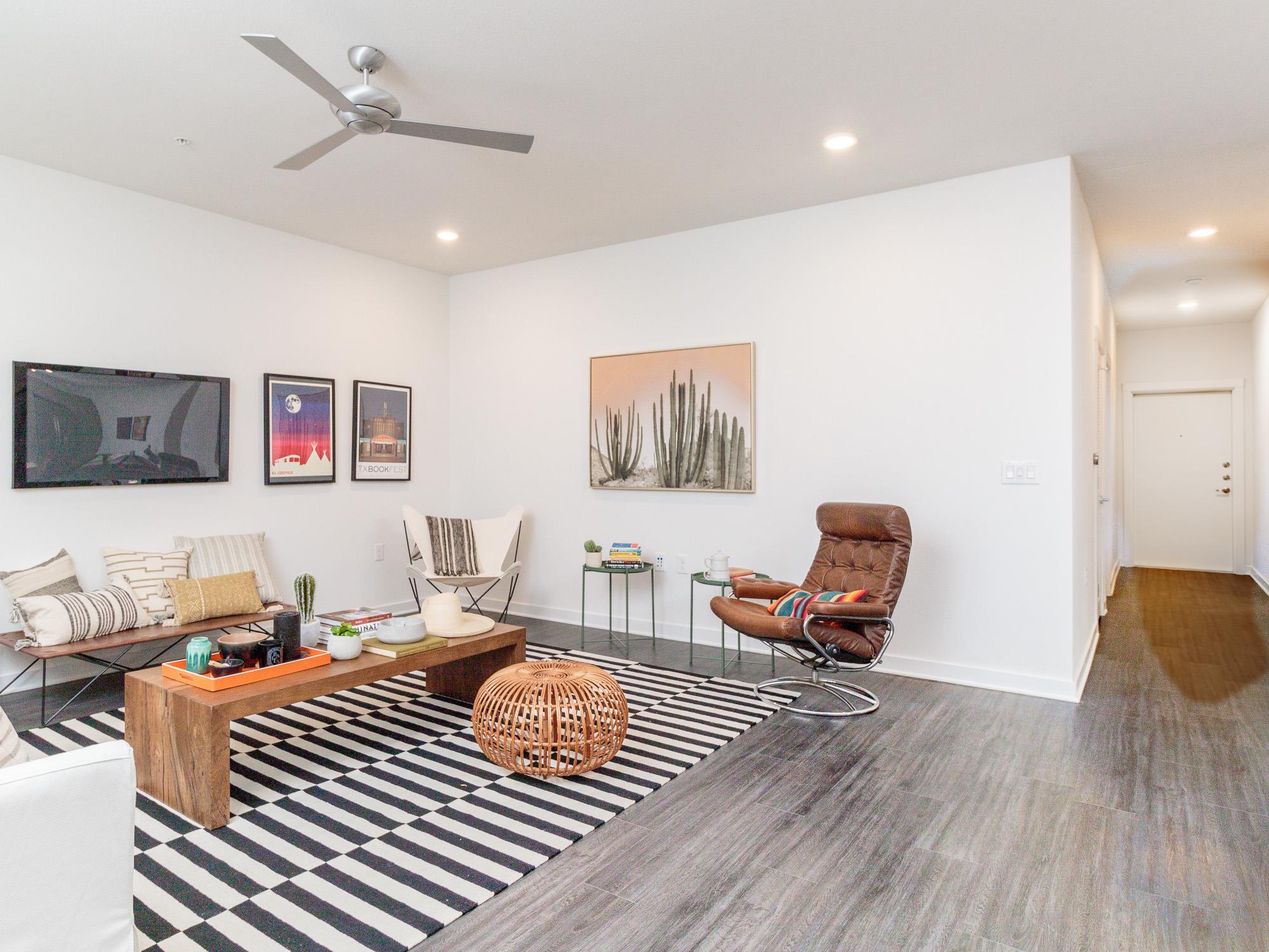 4361 S Congress Ave # 124, Austin, TX 78745