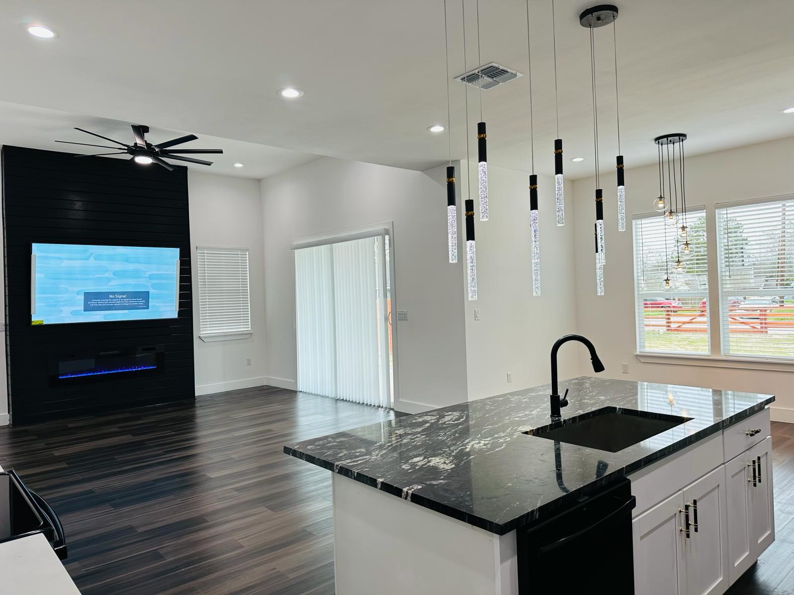 601 Ruddy St, Lockhart, TX 78644