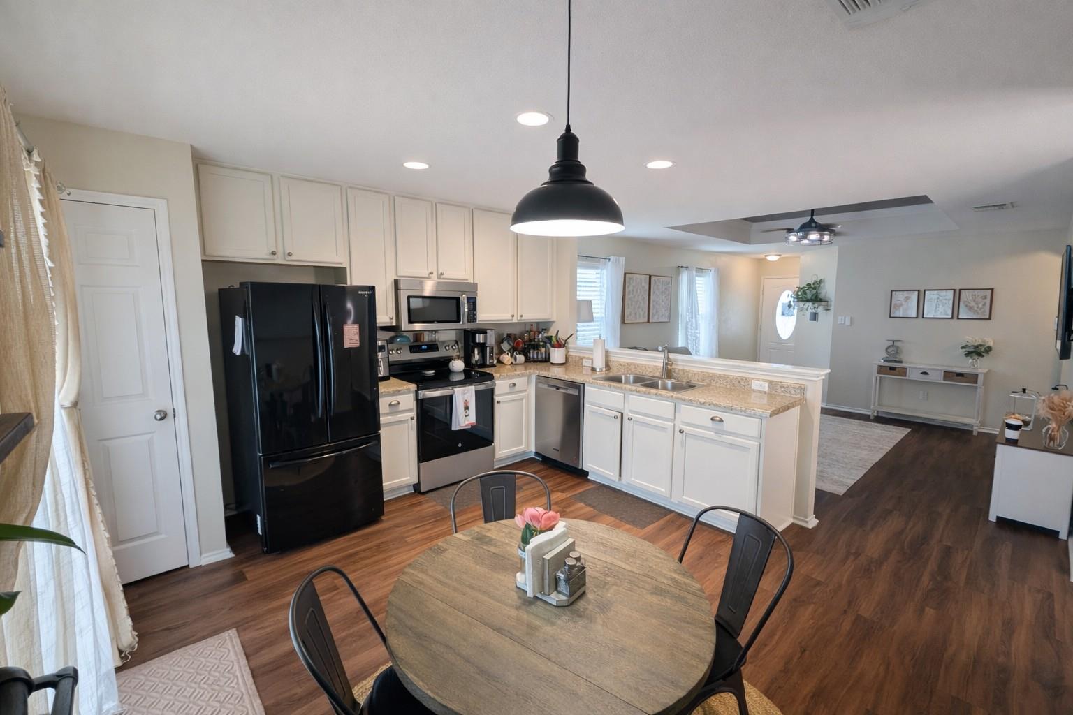 113 Mallard Ln, Leander, TX 78641