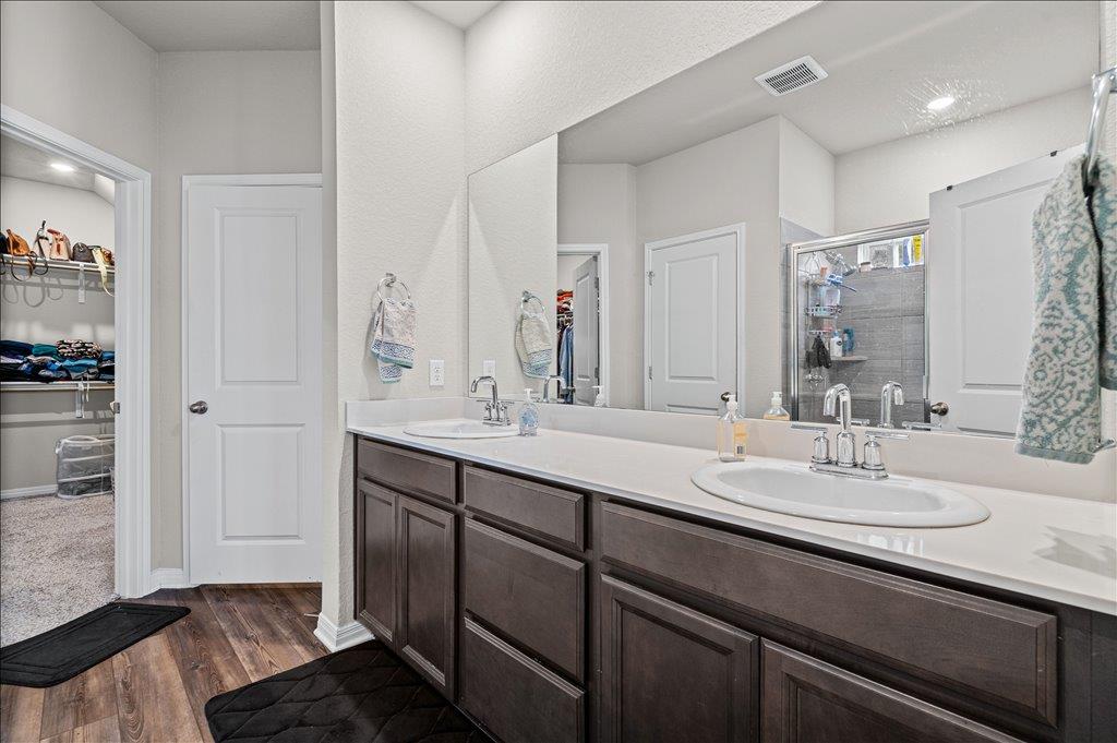 1642 Homestead Farms Dr, Round Rock, TX 78665