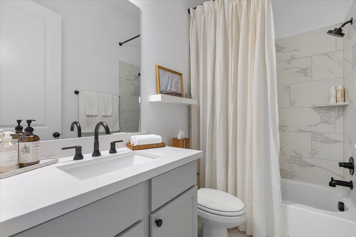 398 Trout River Rd, Kyle, TX 78640