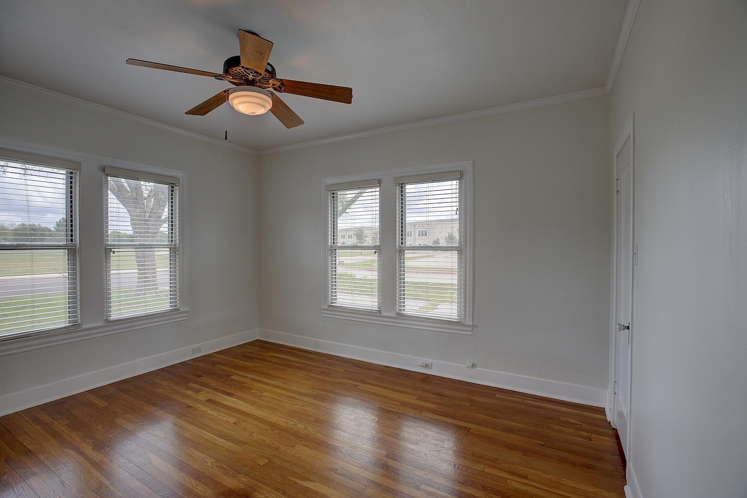 1708 Olive St, Georgetown, TX 78626