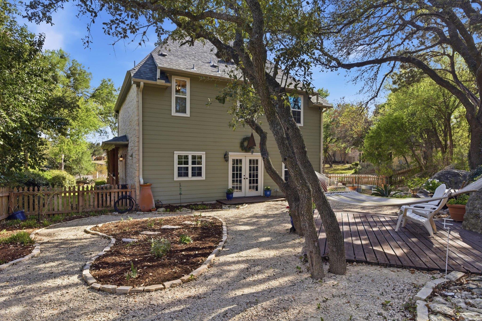 108 Quarry Crest Cir, San Marcos, TX 78666