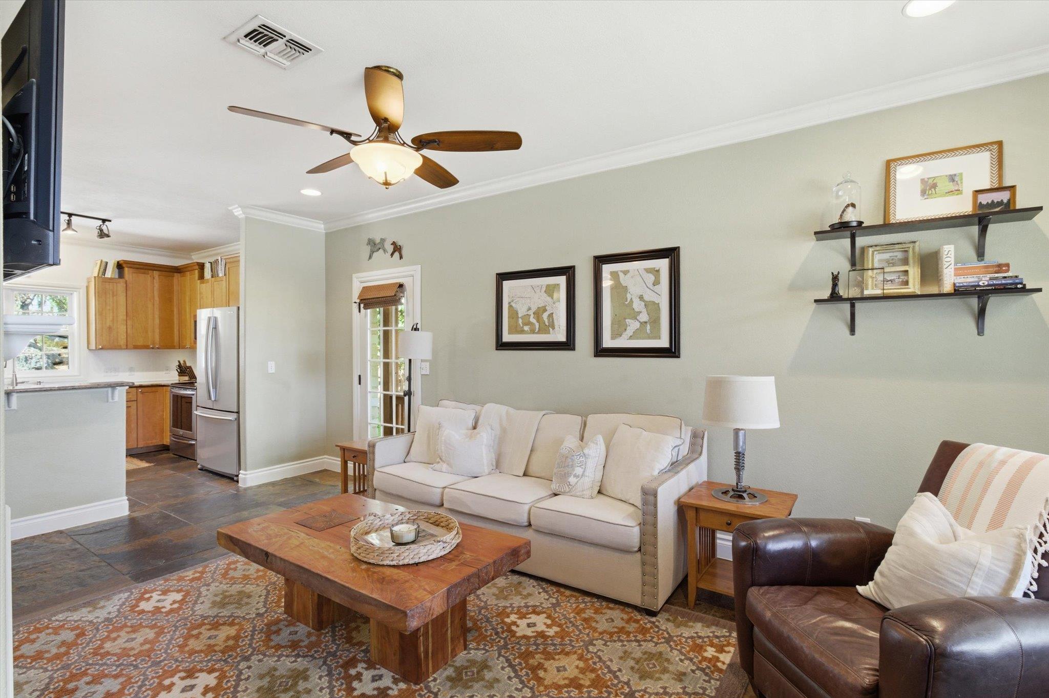 108 Quarry Crest Cir, San Marcos, TX 78666