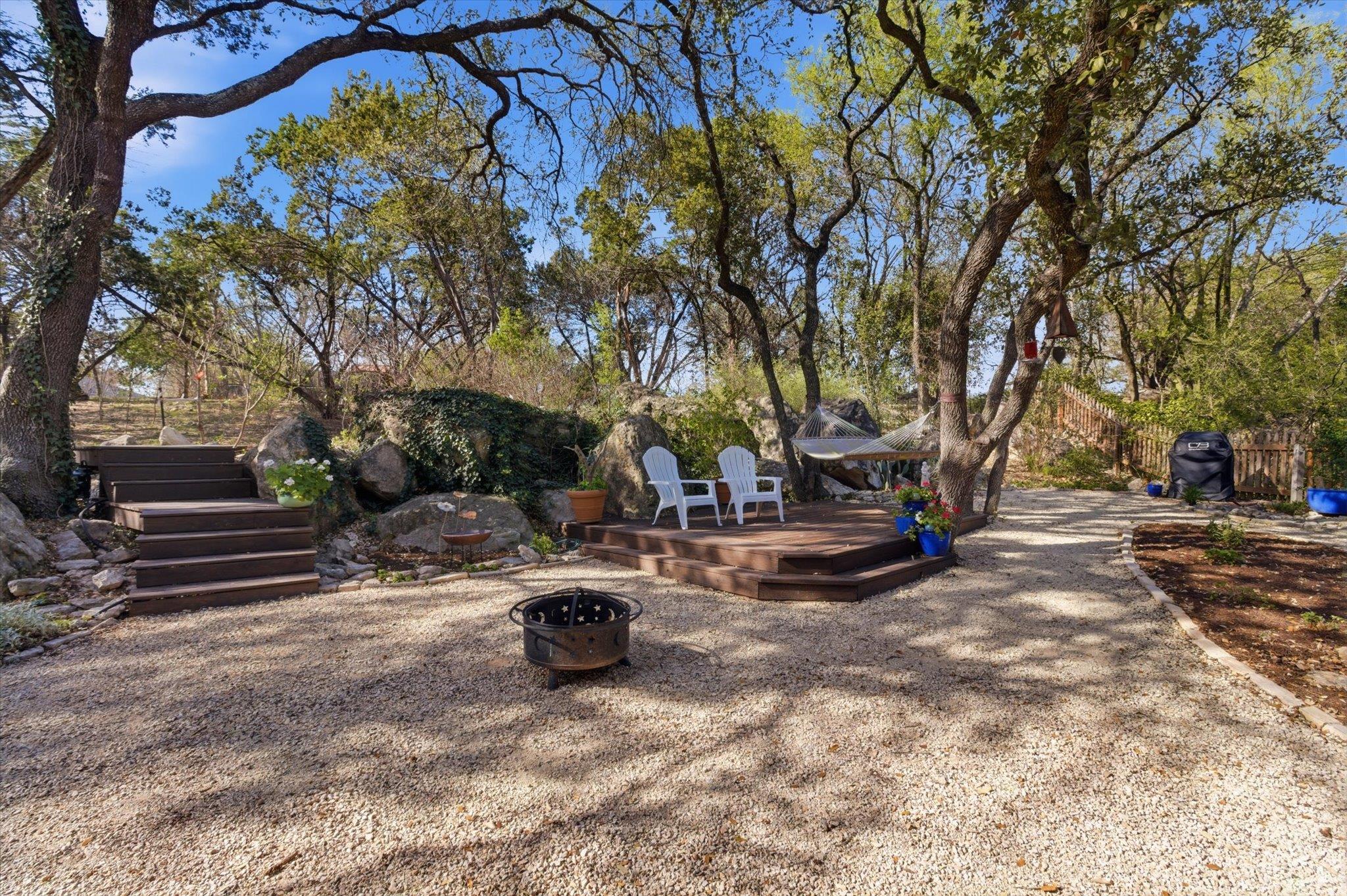 108 Quarry Crest Cir, San Marcos, TX 78666