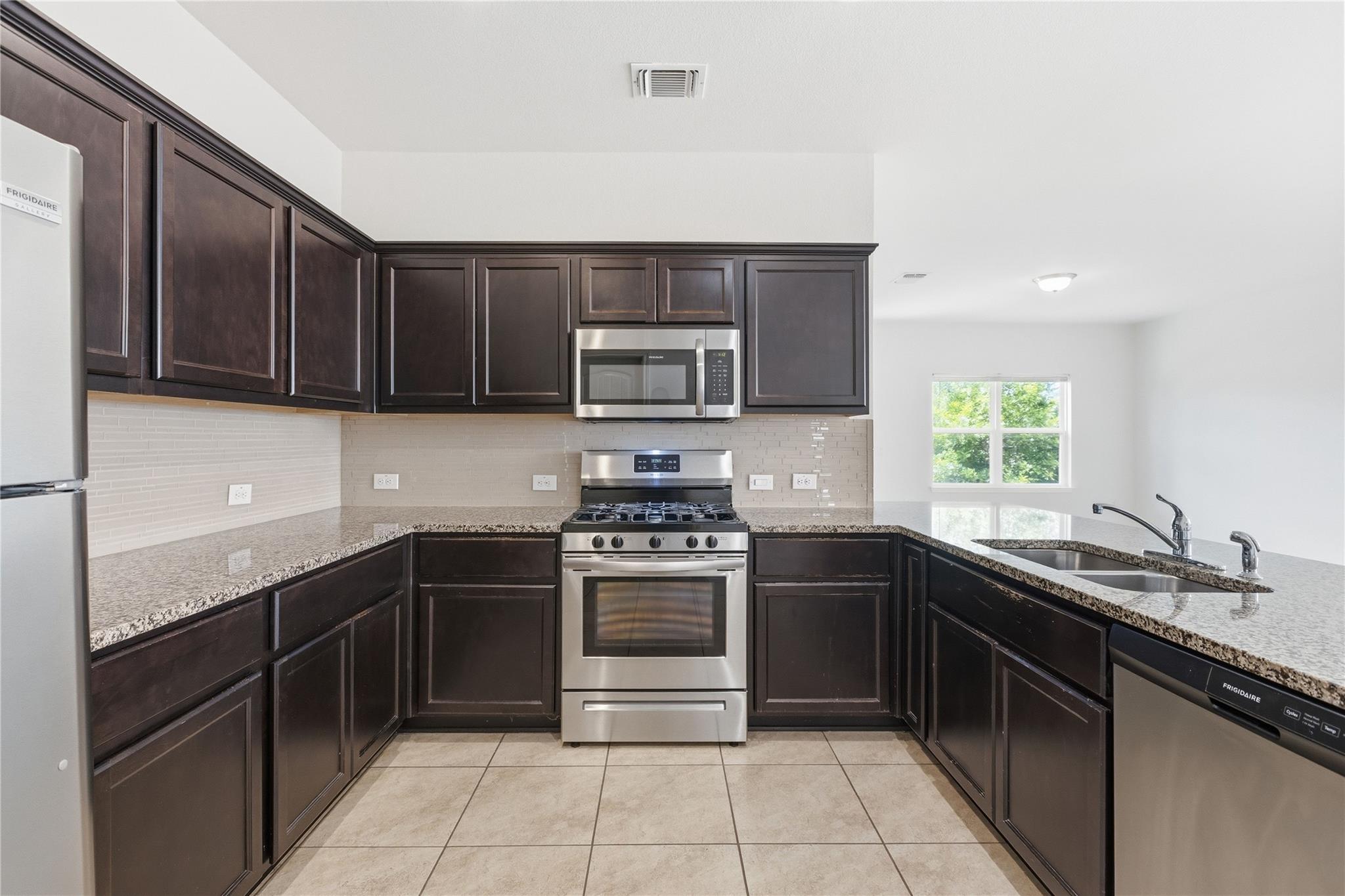 7121 Ranchito Dr, Austin, TX 78744