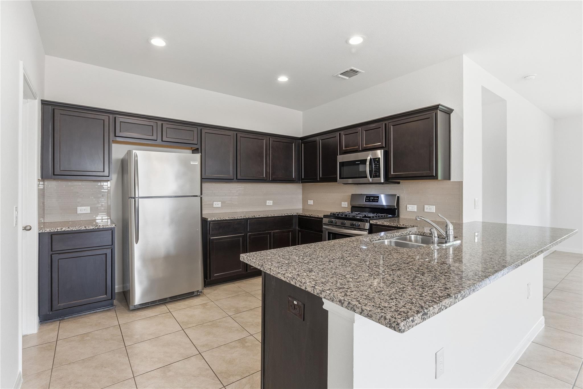 7121 Ranchito Dr, Austin, TX 78744