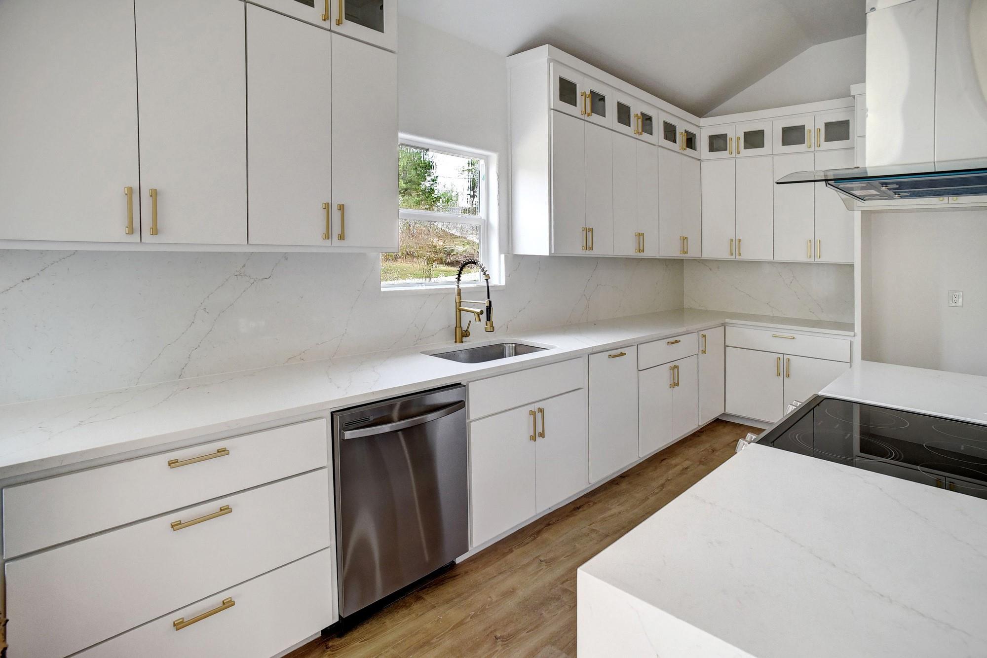110 Mamalu, Bastrop, TX 78602