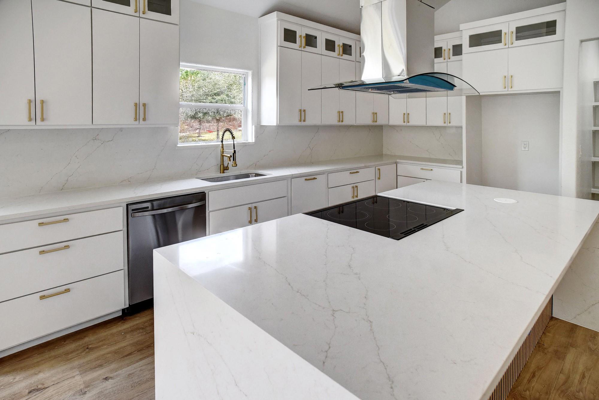 110 Mamalu, Bastrop, TX 78602