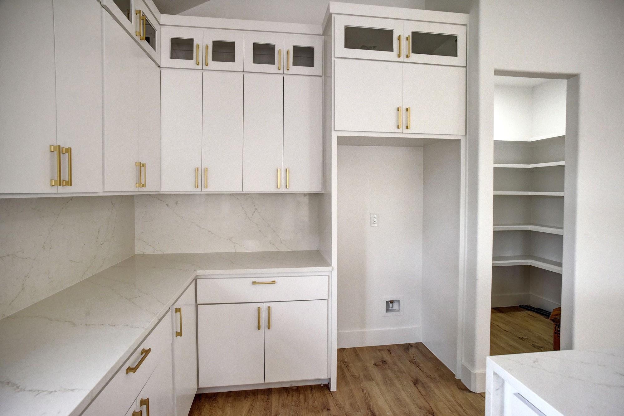 110 Mamalu, Bastrop, TX 78602
