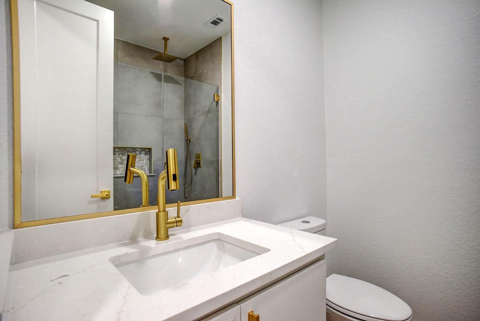 110 Mamalu, Bastrop, TX 78602