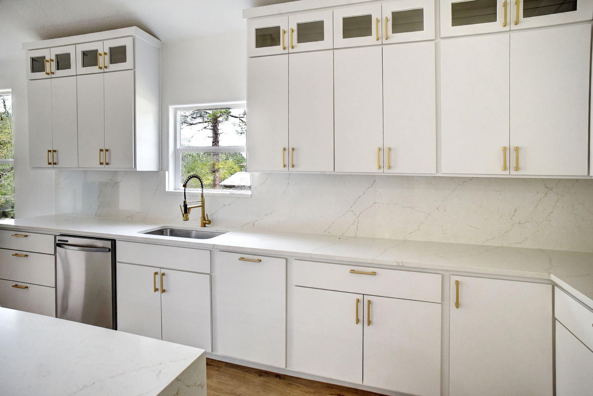 110 Mamalu, Bastrop, TX 78602