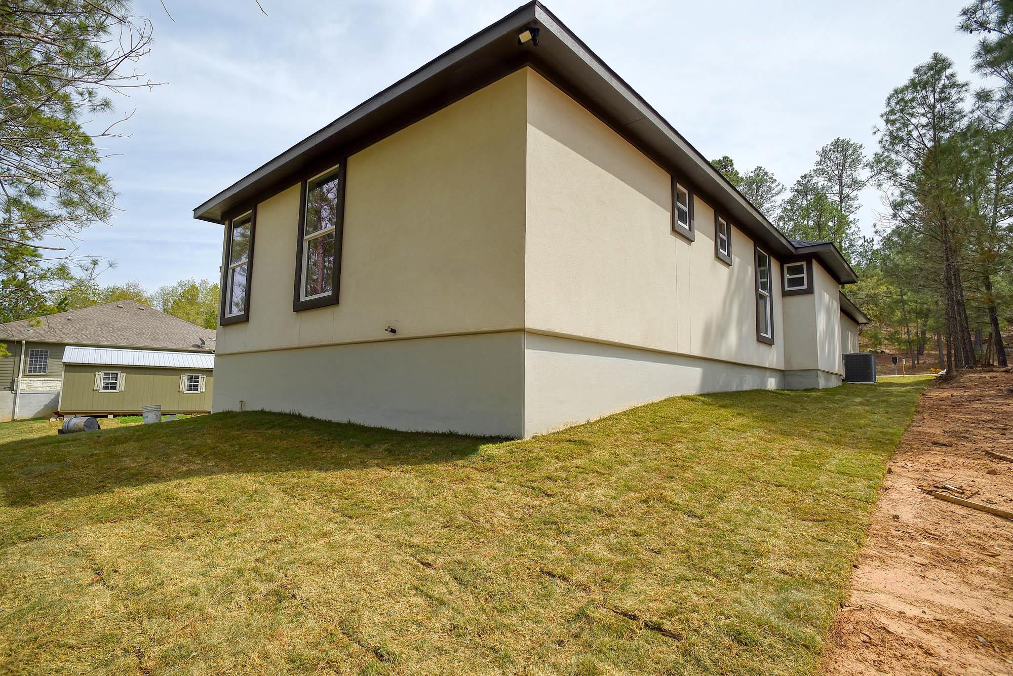 110 Mamalu, Bastrop, TX 78602