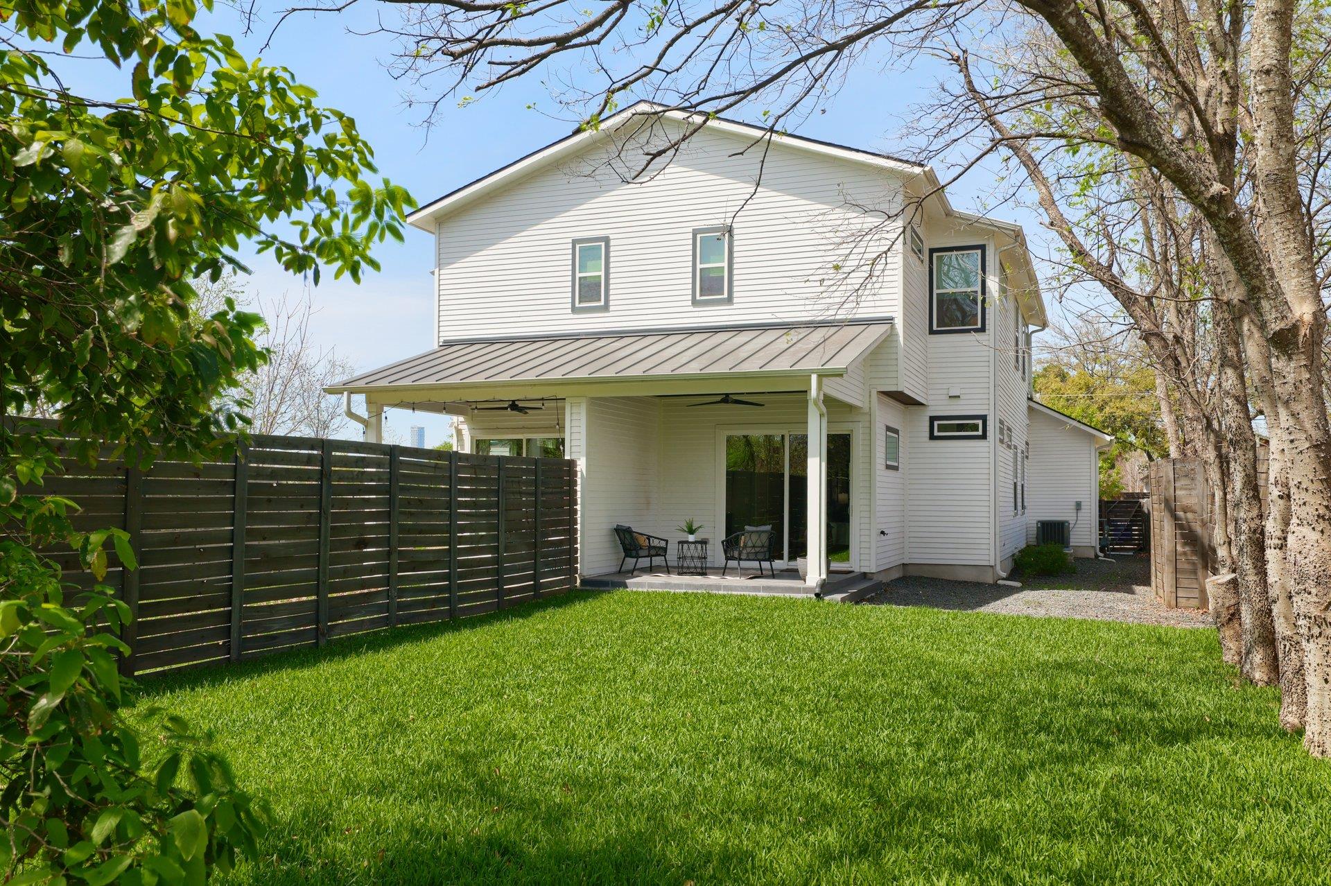 1103 Saucedo St # 2, Austin, TX 78721