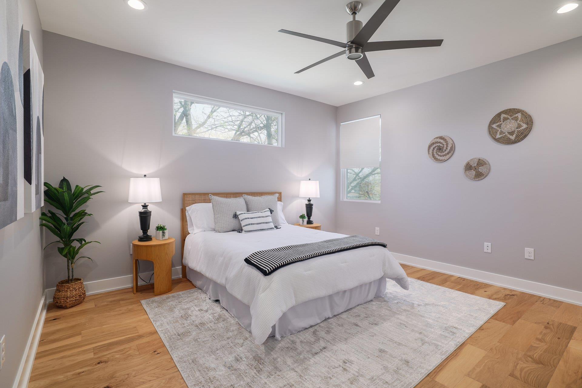 1103 Saucedo St # 2, Austin, TX 78721