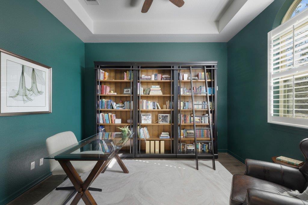 201 Charismatic Pl, Austin, TX 78737