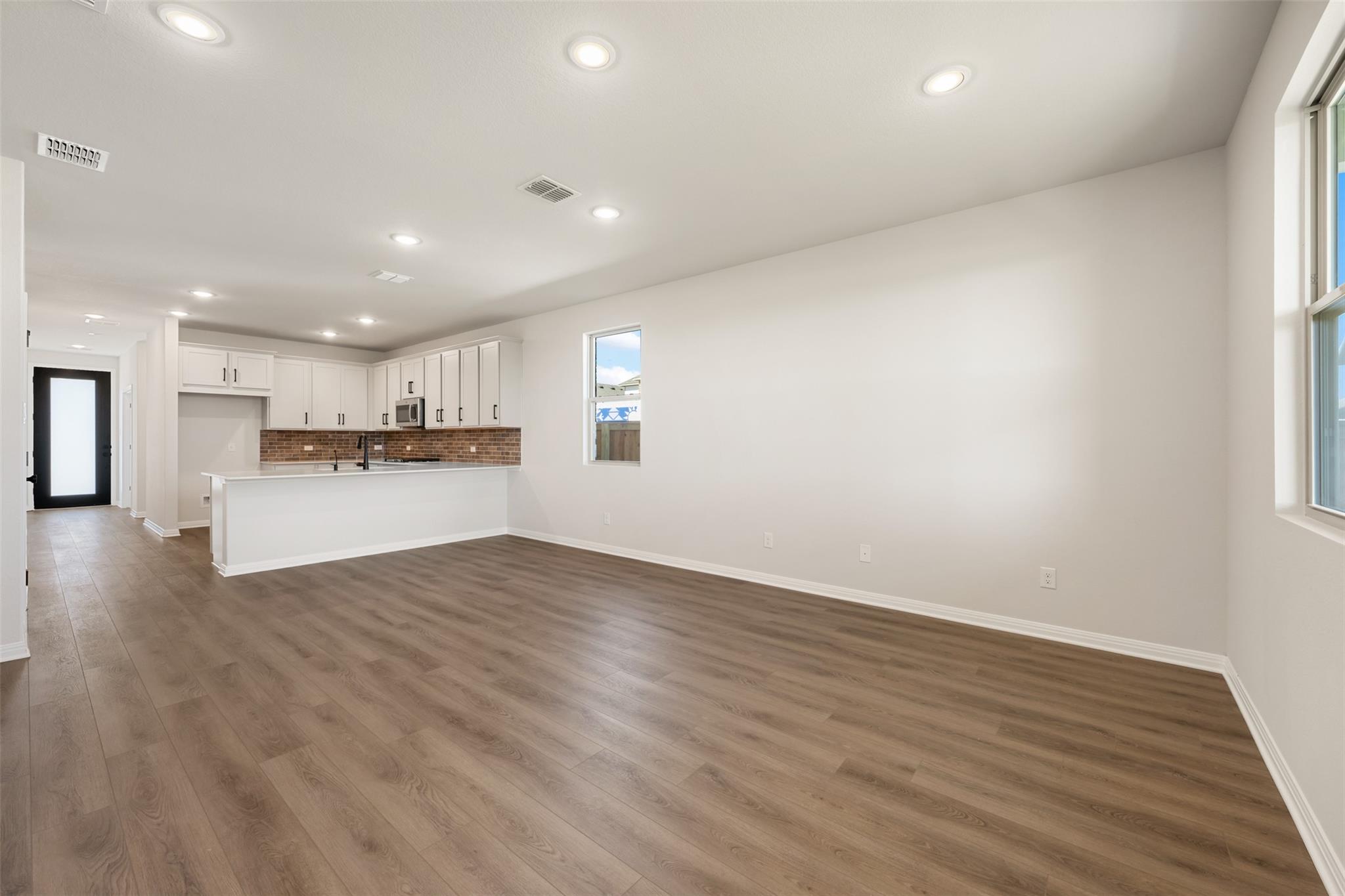 160 Jans Way, Georgetown, TX 78626