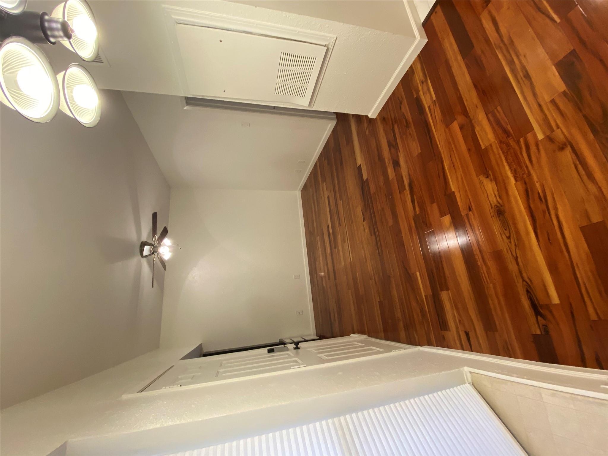 3316 Guadalupe St # 214, Austin, TX 78705