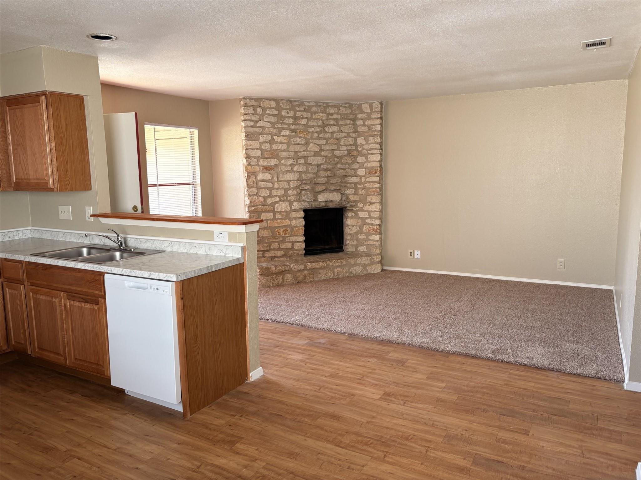 9902 Roxanna Dr # D, Austin, TX 78748