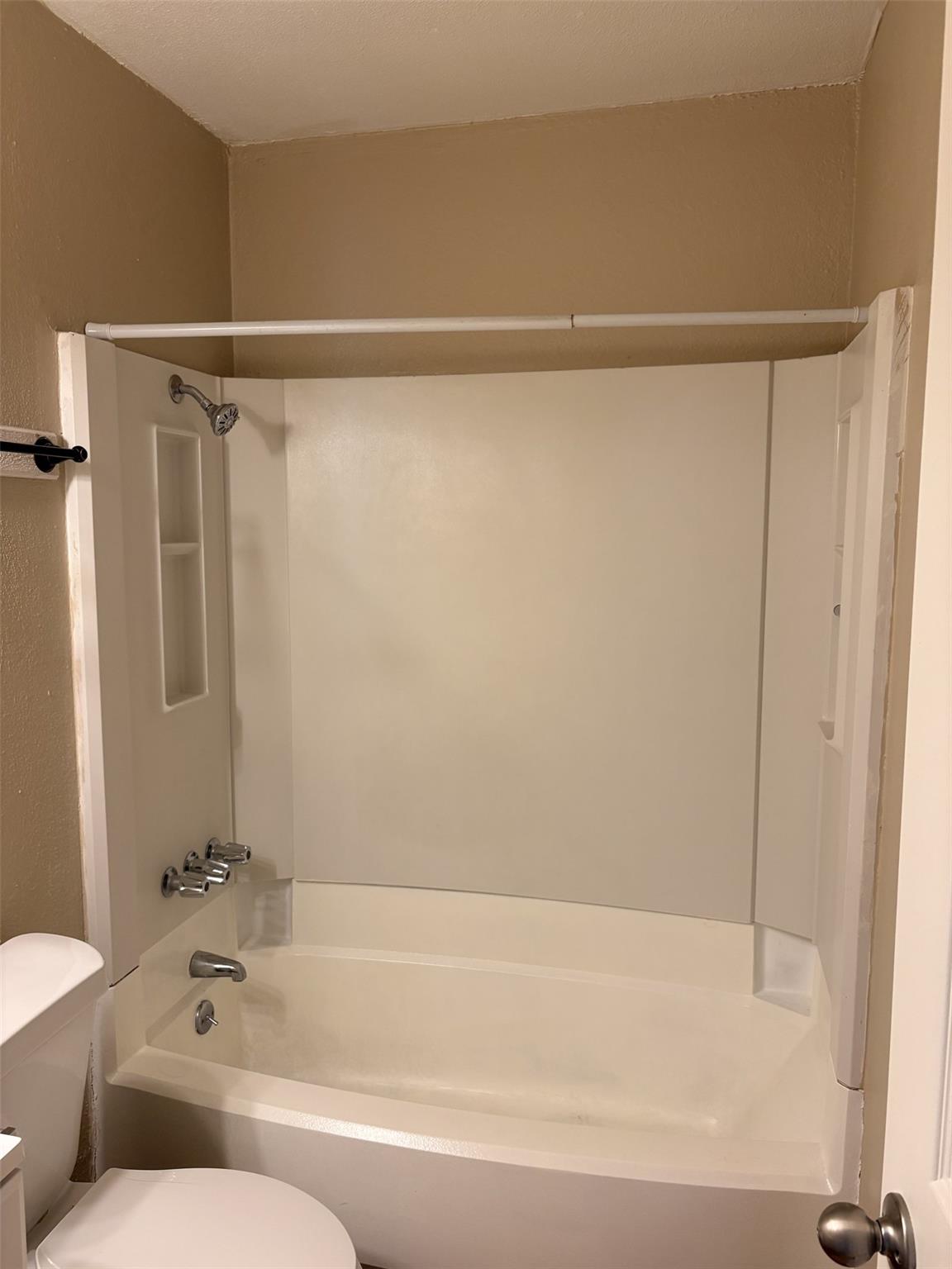 9902 Roxanna Dr # D, Austin, TX 78748