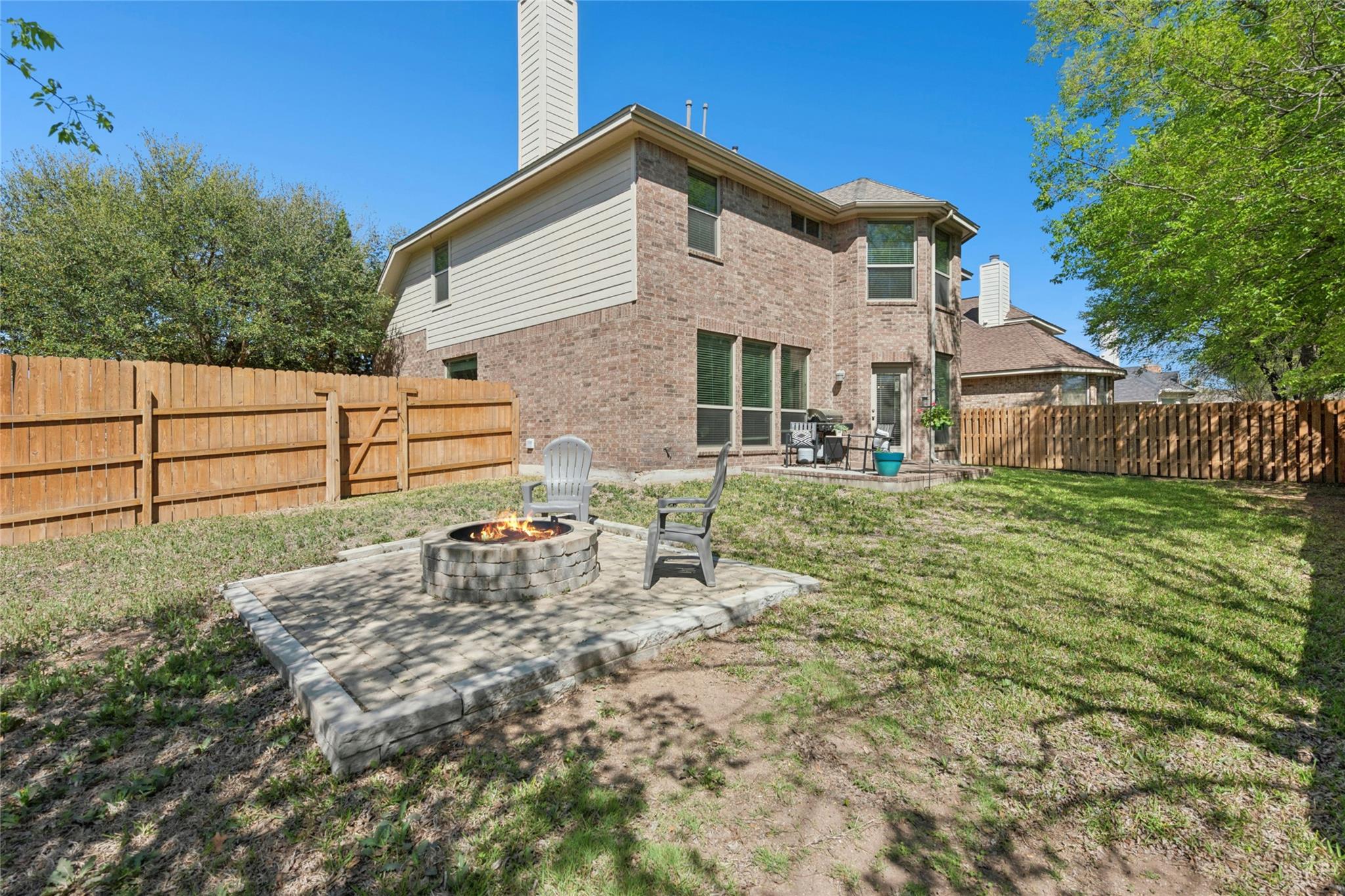 2836 Plantation Dr, Round Rock, TX 78681