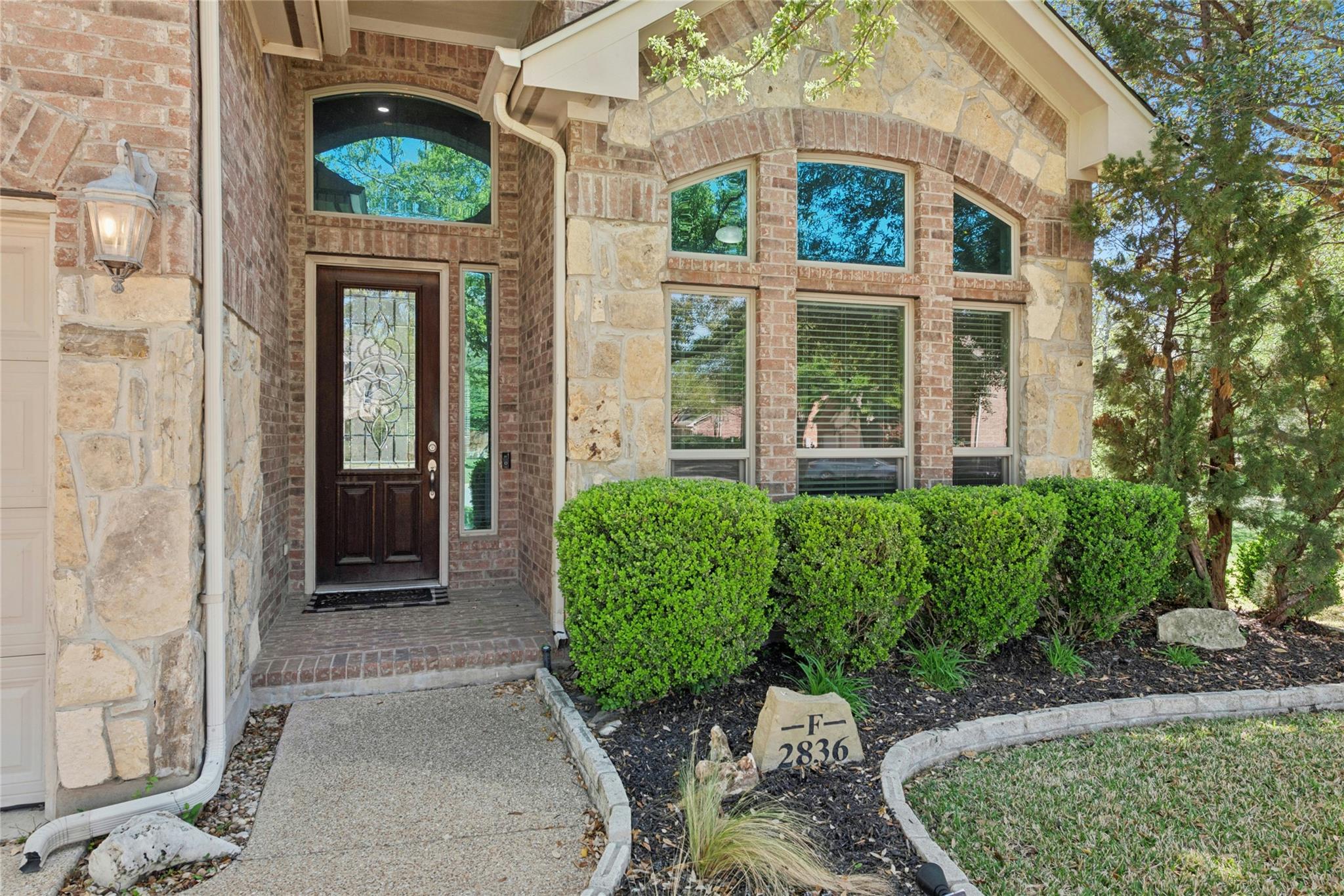 2836 Plantation Dr, Round Rock, TX 78681