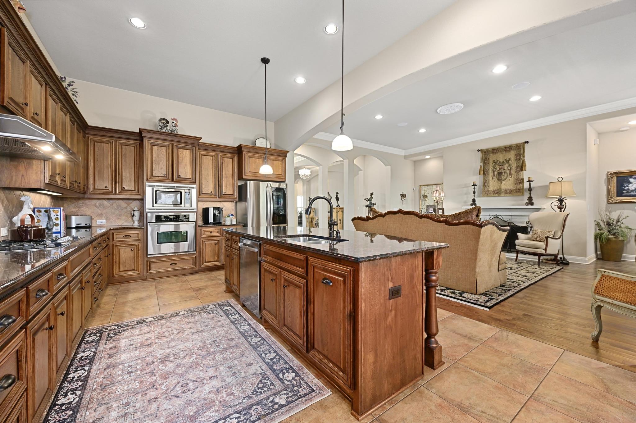 16129 Zagros Way, Austin, TX 78738