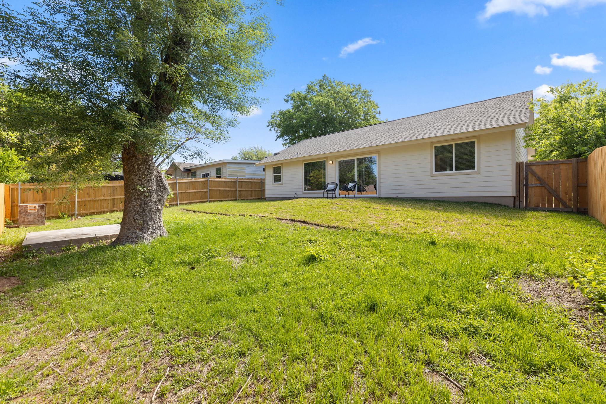 9502 Crown Ridge Dr, Austin, TX 78753