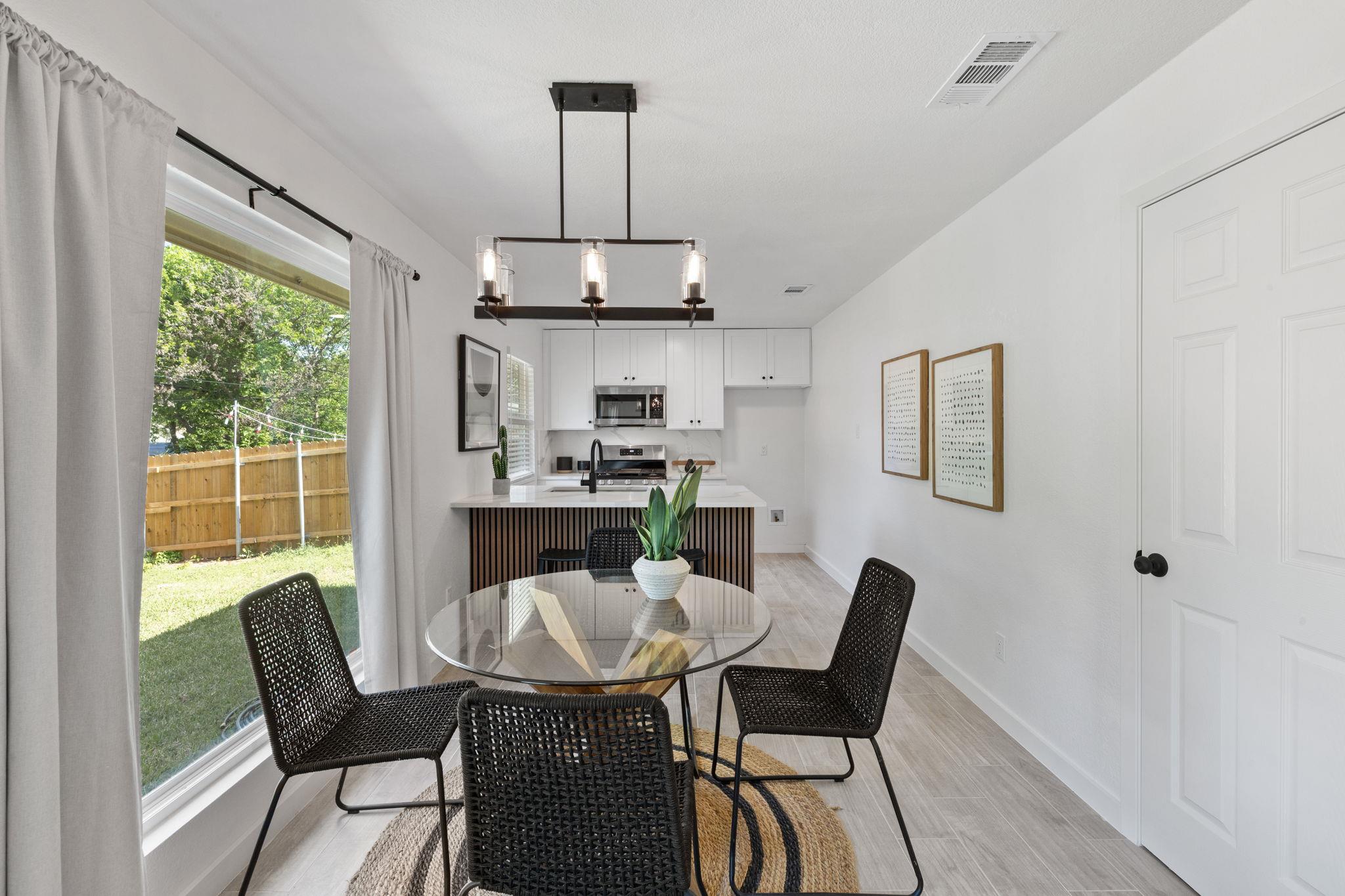 9502 Crown Ridge Dr, Austin, TX 78753