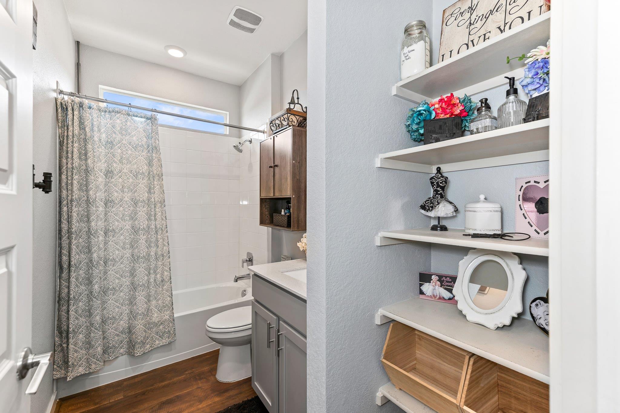 204 Florenz Ln, Georgetown, TX 78628