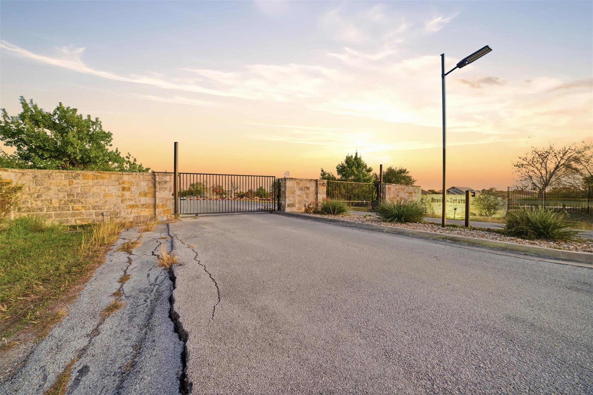 120 Hope St, Kyle, TX 78640