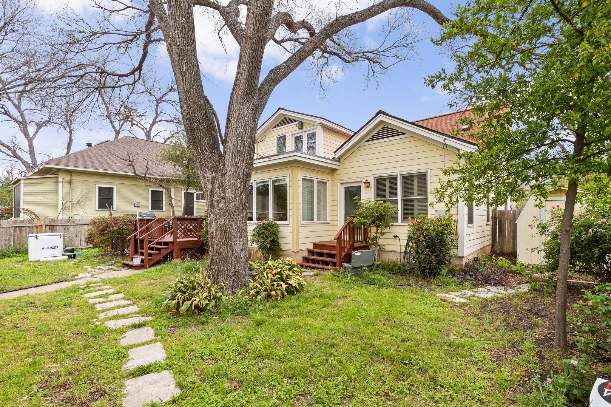 811 E 46th St, Austin, TX 78751