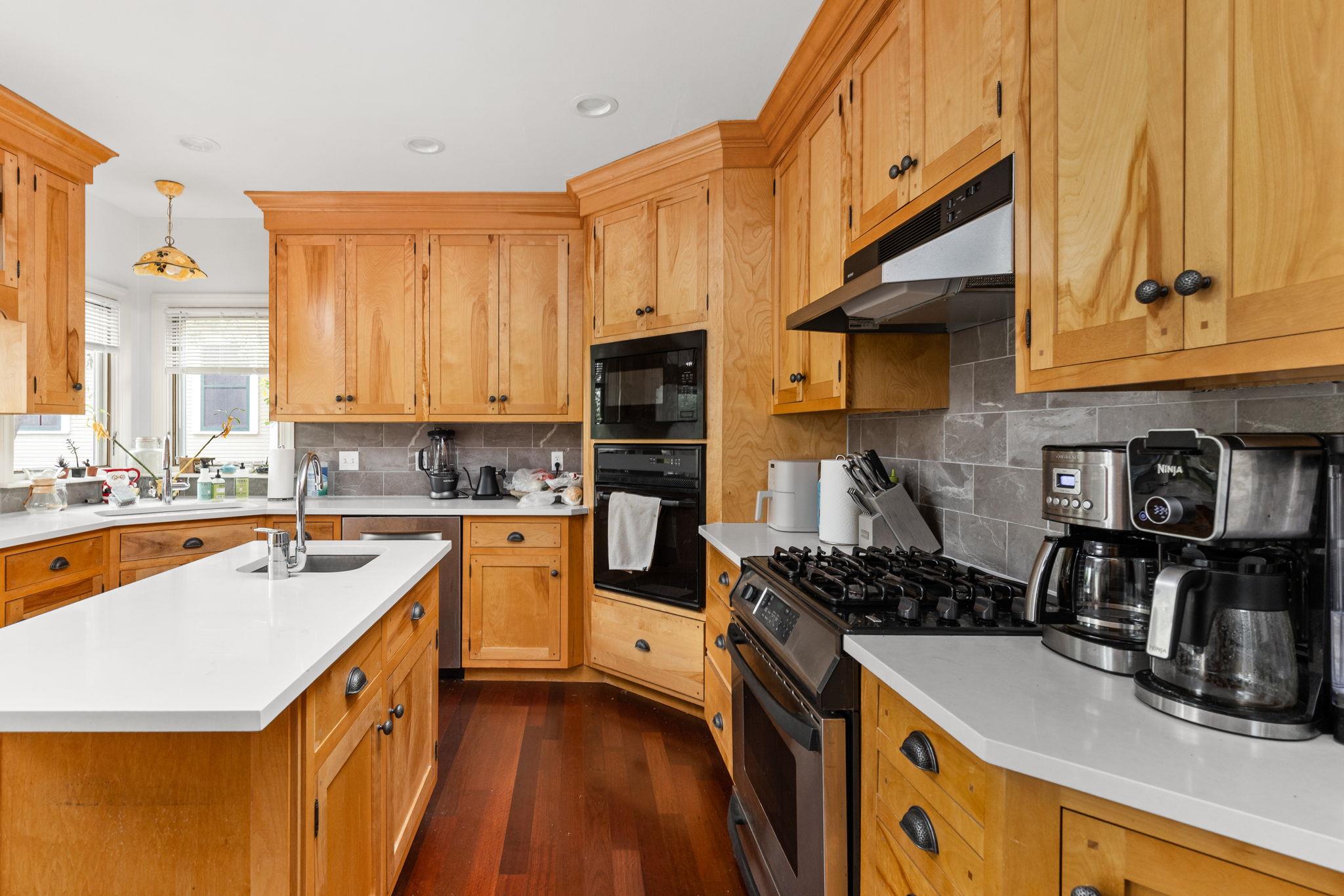 811 E 46th St, Austin, TX 78751