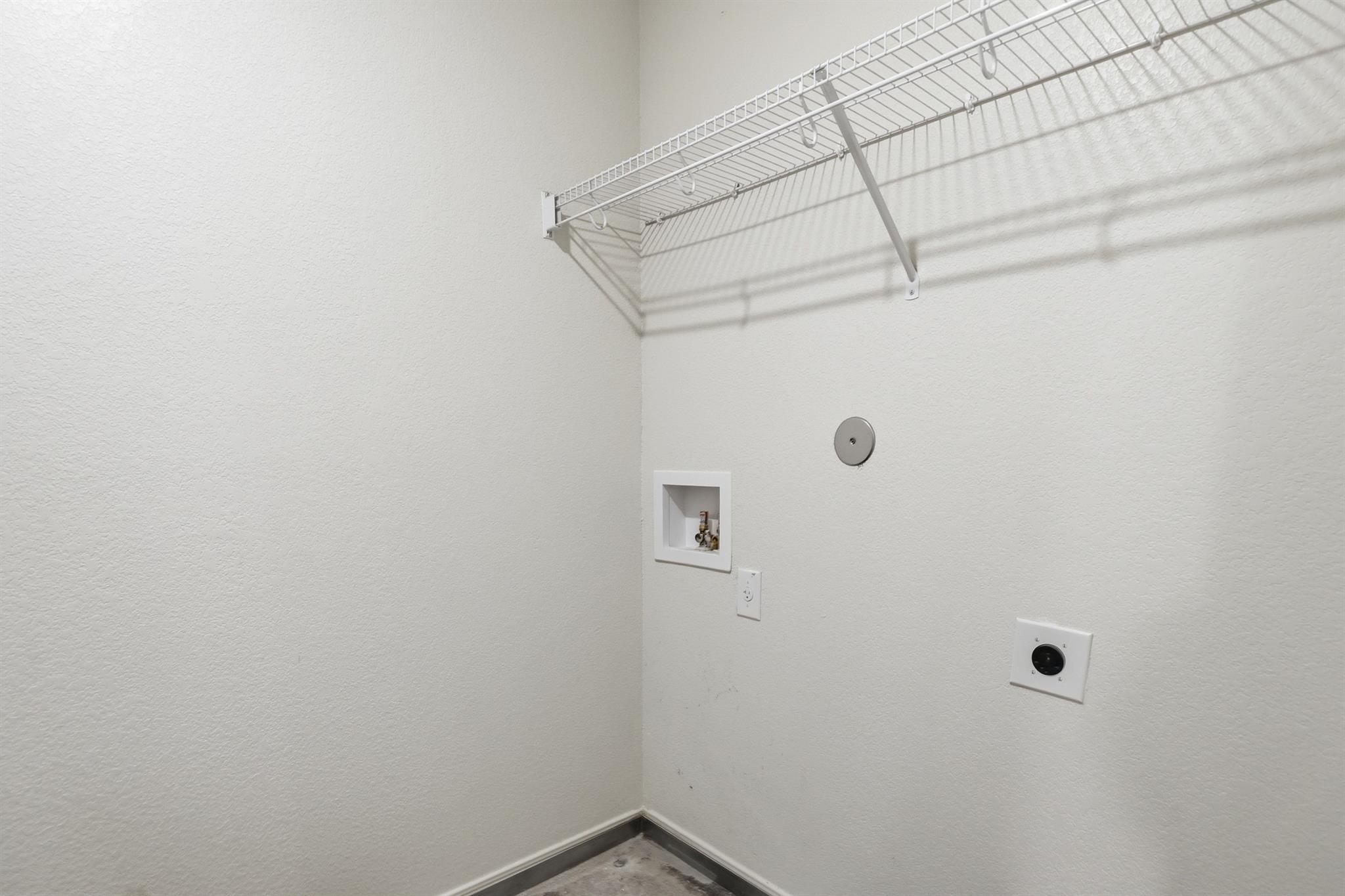 300 Hyacinth Way, Jarrell, TX 76537