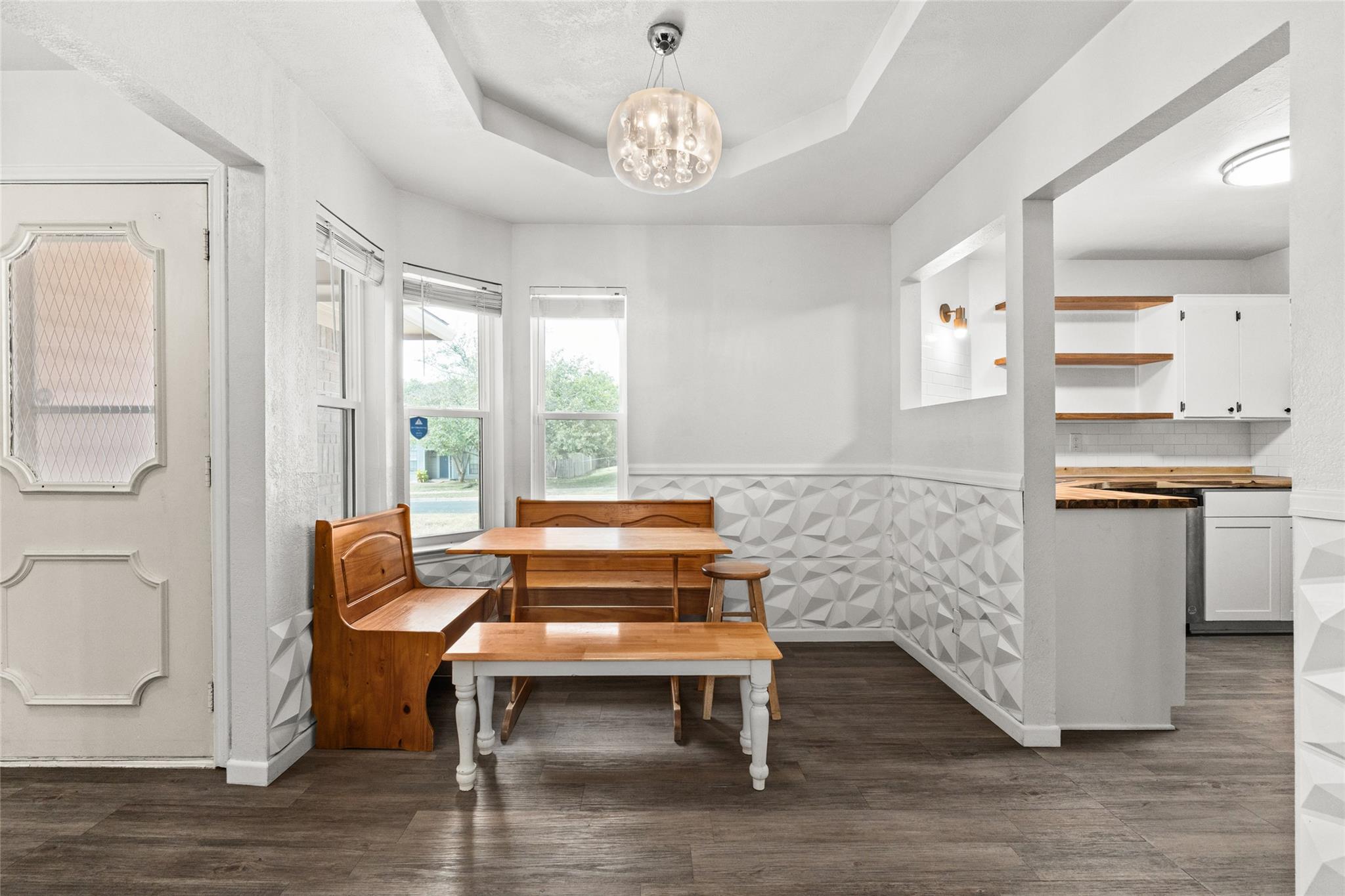 2210 Barry Dr, Killeen, TX 76543