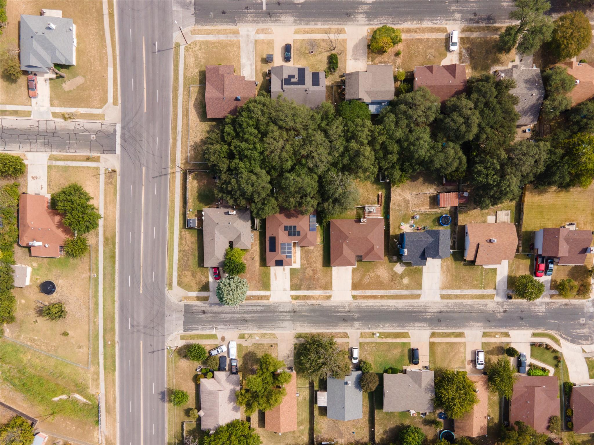 2210 Barry Dr, Killeen, TX 76543