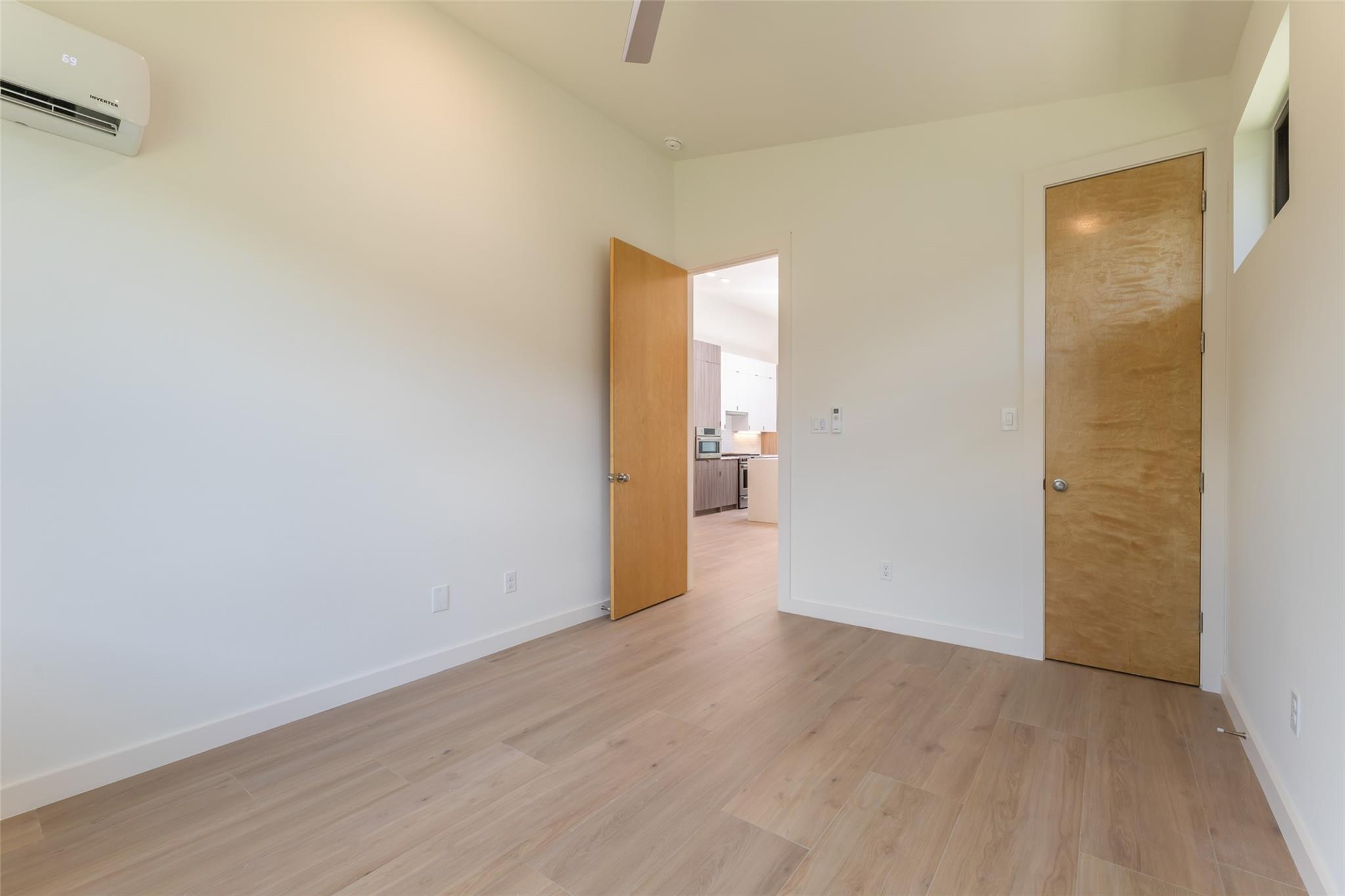 465 Starlight Village Loop # 26, Leander, TX 78641